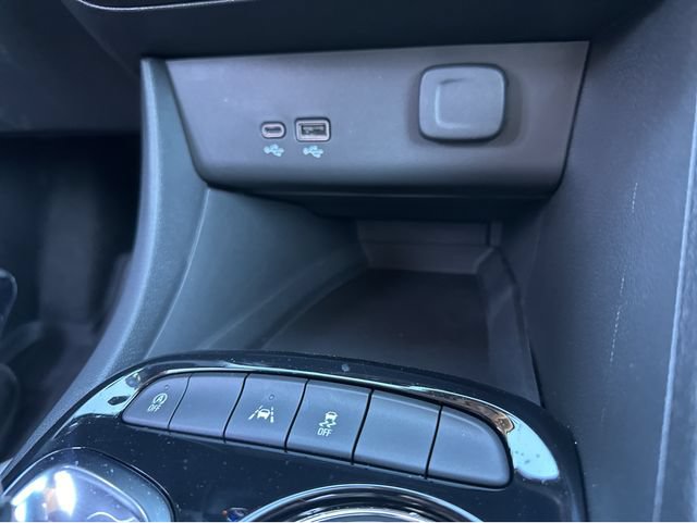 New 2026 Buick Encore GX Preferred w/ Comfort Package FWD image 21