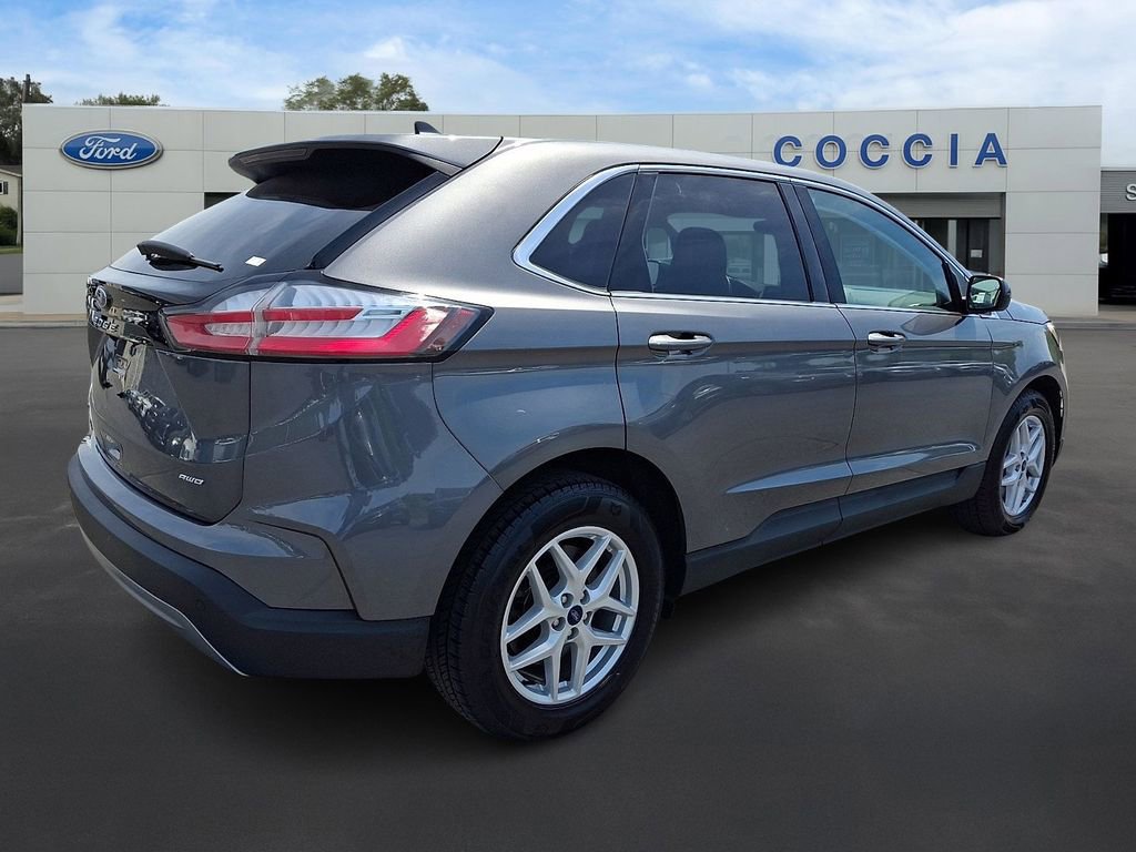 Certified 2022 Ford Edge SEL w/ Convenience Package AWD/4WD image 4