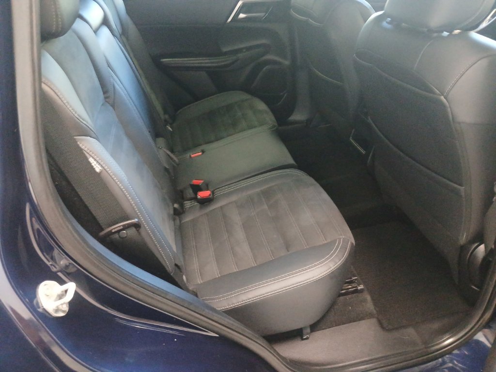 Used 2022 Mitsubishi Outlander SE AWD/4WD image 15
