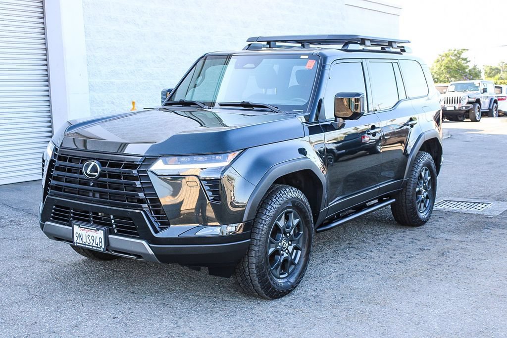 Used 2024 Lexus GX 550 AWD/4WD image 4