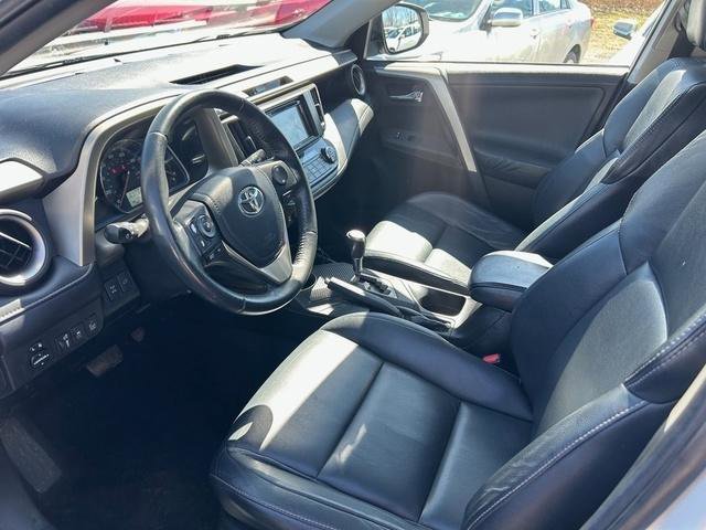 Used 2013 Toyota RAV4 Limited AWD/4WD image 3
