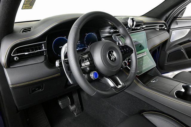 New 2025 Maserati Grecale GT AWD/4WD image 8
