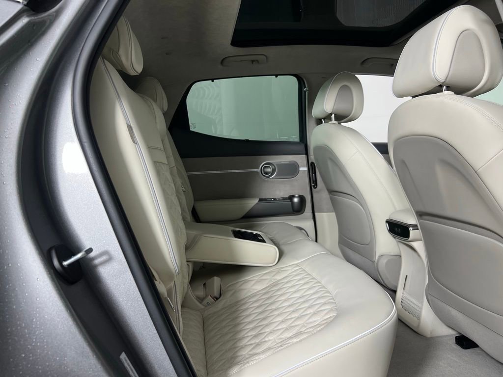 Used 2025 Genesis GV60 Performance image 28