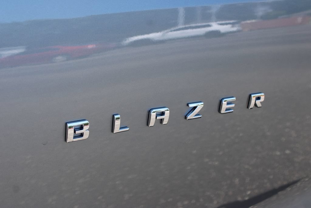 New 2026 Chevrolet Blazer LT w/ Convenience Package FWD image 22