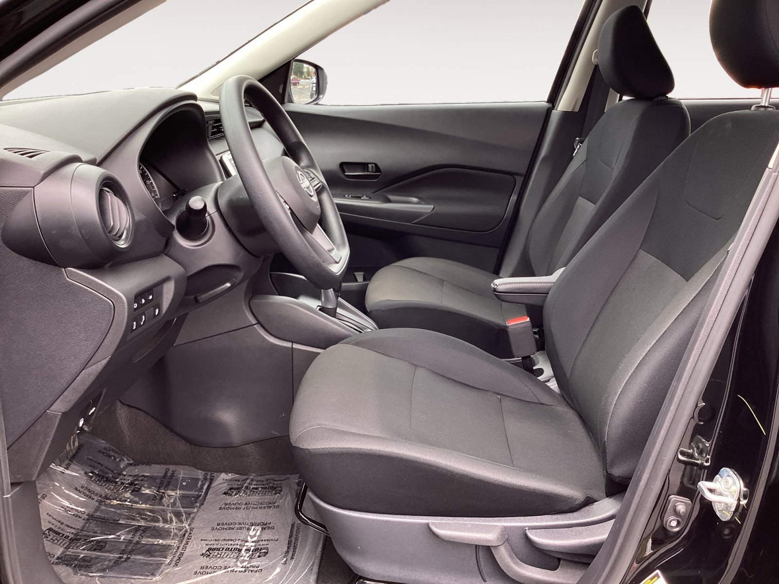 Used 2024 Nissan Kicks S FWD image 22