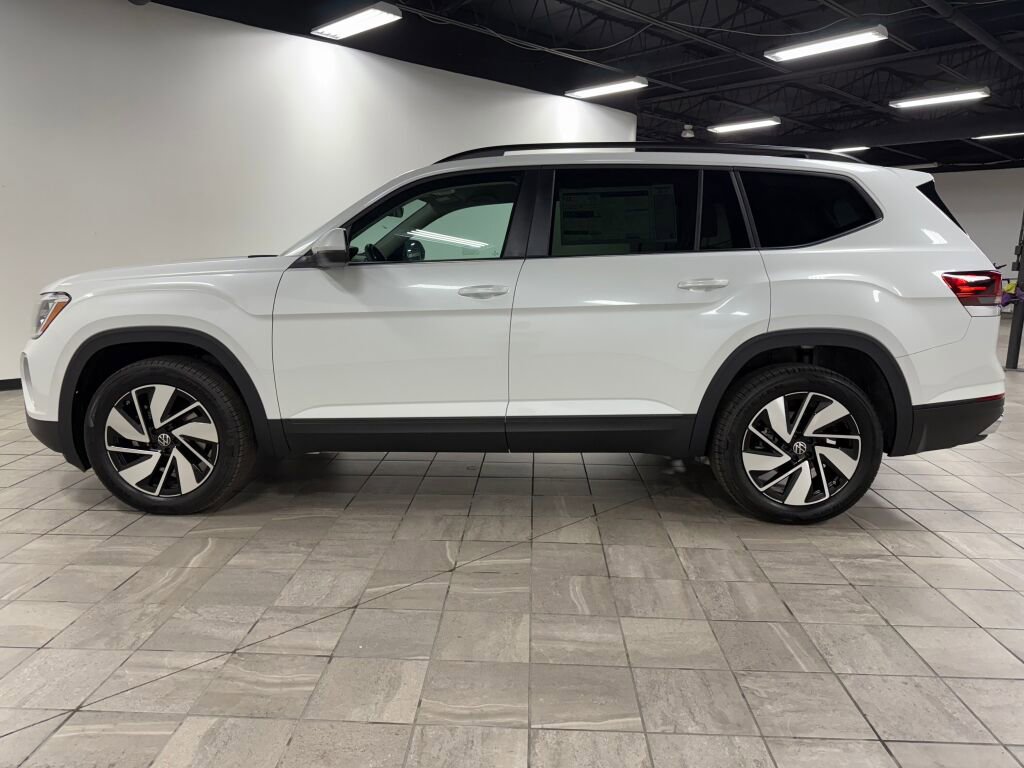 New 2026 Volkswagen Atlas SE image 4