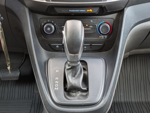 Used 2022 Ford Transit Connect XL FWD image 18