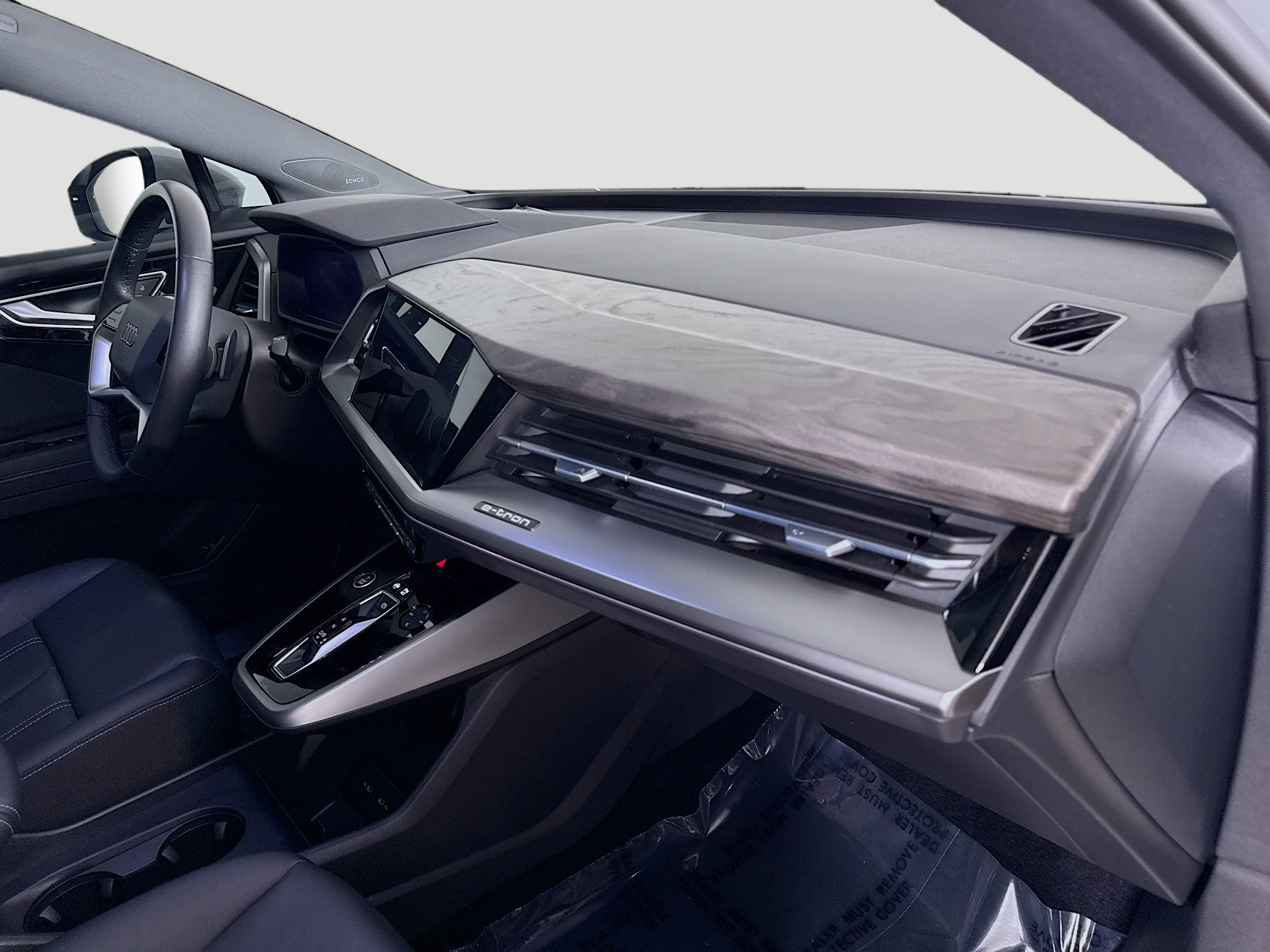 Used 2023 Audi Q4 e-tron Premium Plus w/ Premium Plus image 31