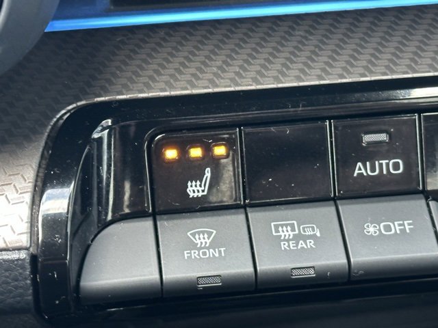 Used 2024 Toyota Prius Limited image 15