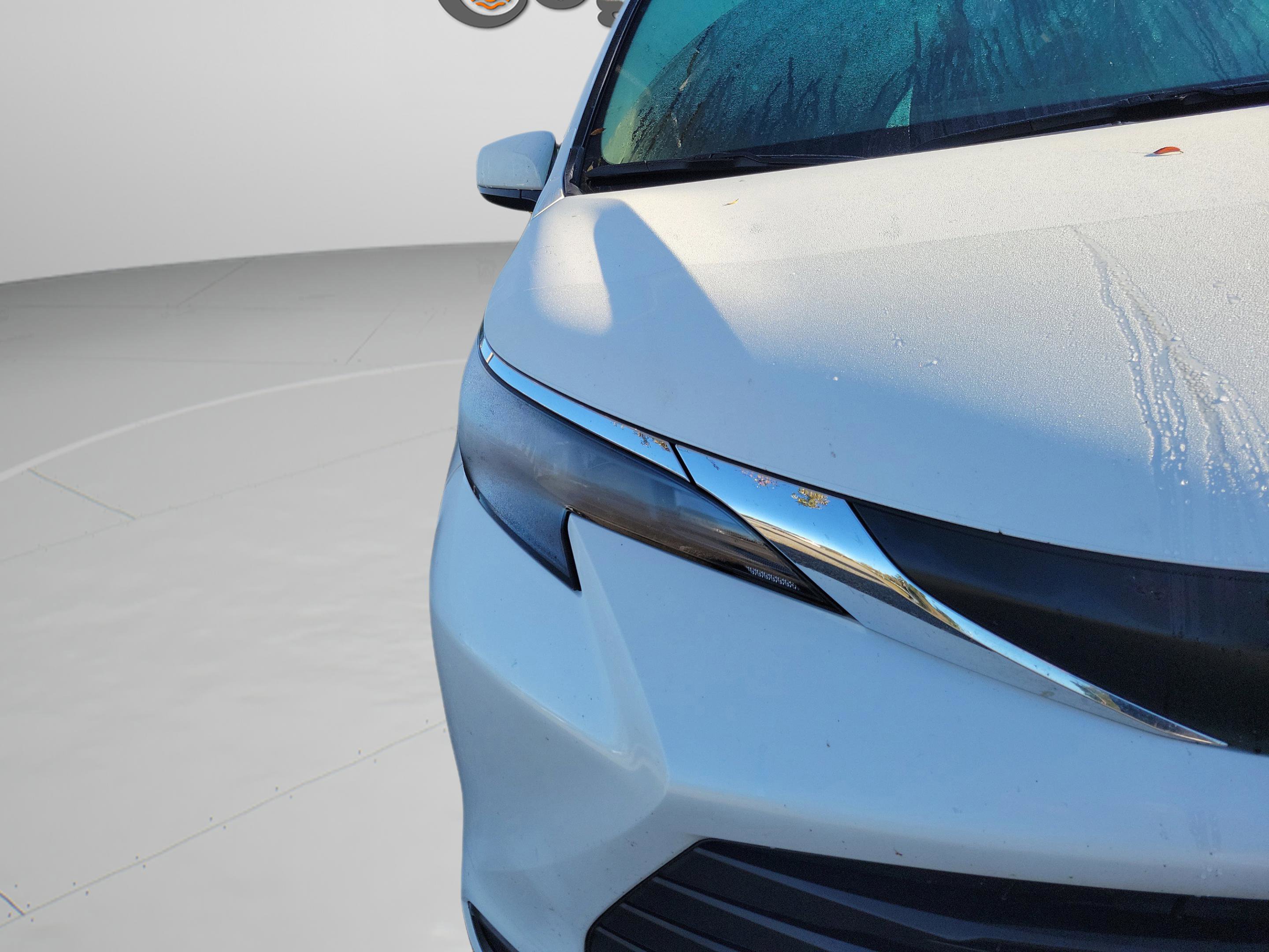 Used 2025 Toyota Sienna XLE image 13