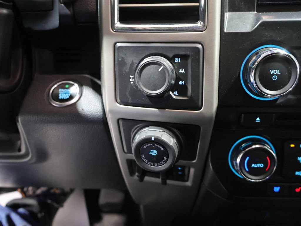Used 2016 Ford F150 Lariat AWD/4WD image 27