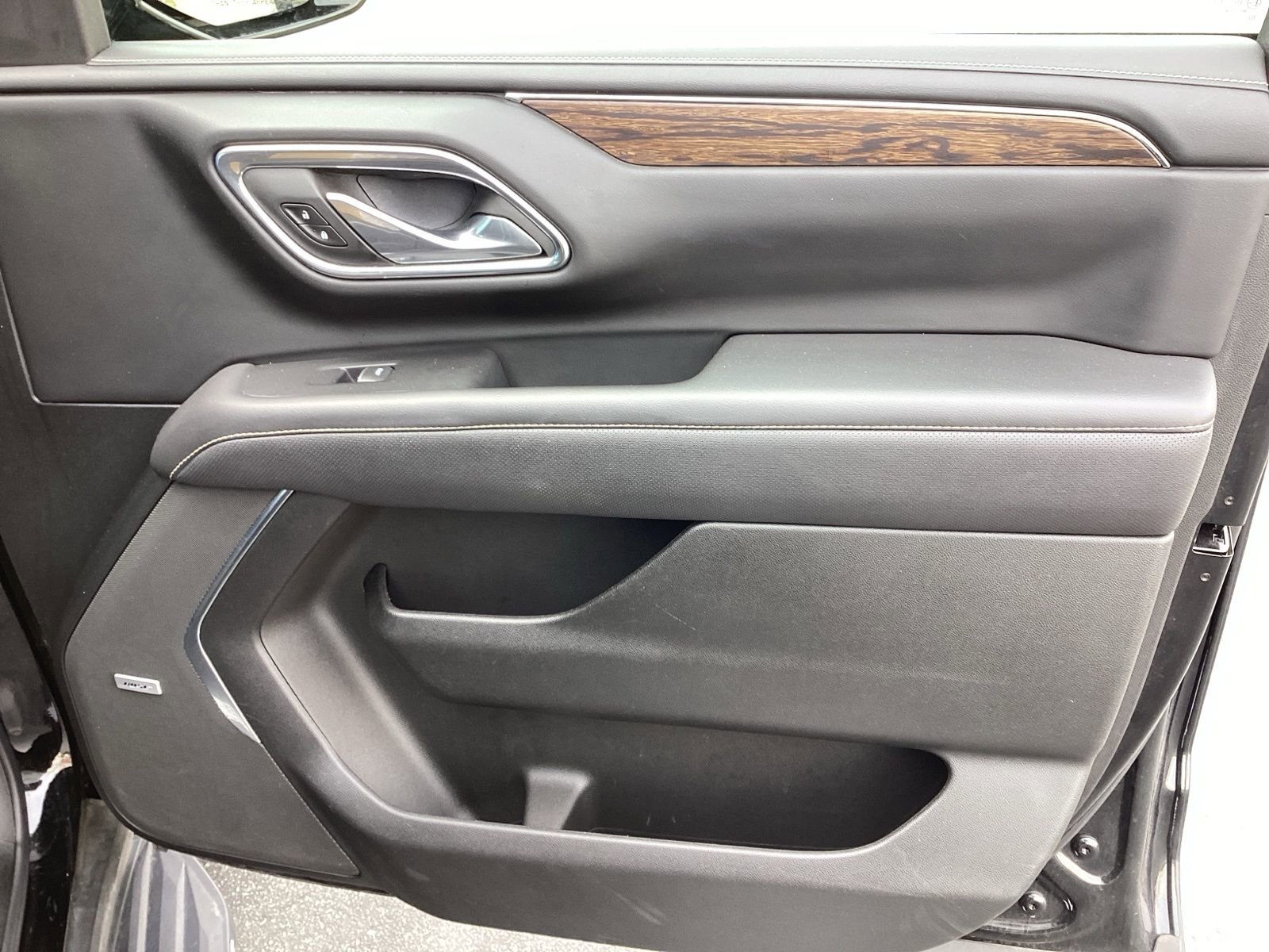 Used 2024 Chevrolet Tahoe Premier image 34