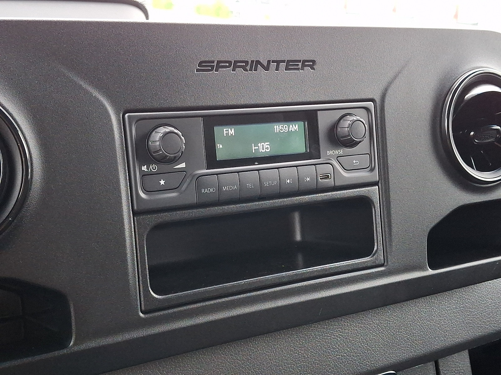 Used 2025 Mercedes-Benz Sprinter 2500 image 18