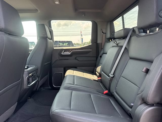 New 2026 GMC Sierra 1500 SLT w/ SLT Premium Package AWD/4WD image 11