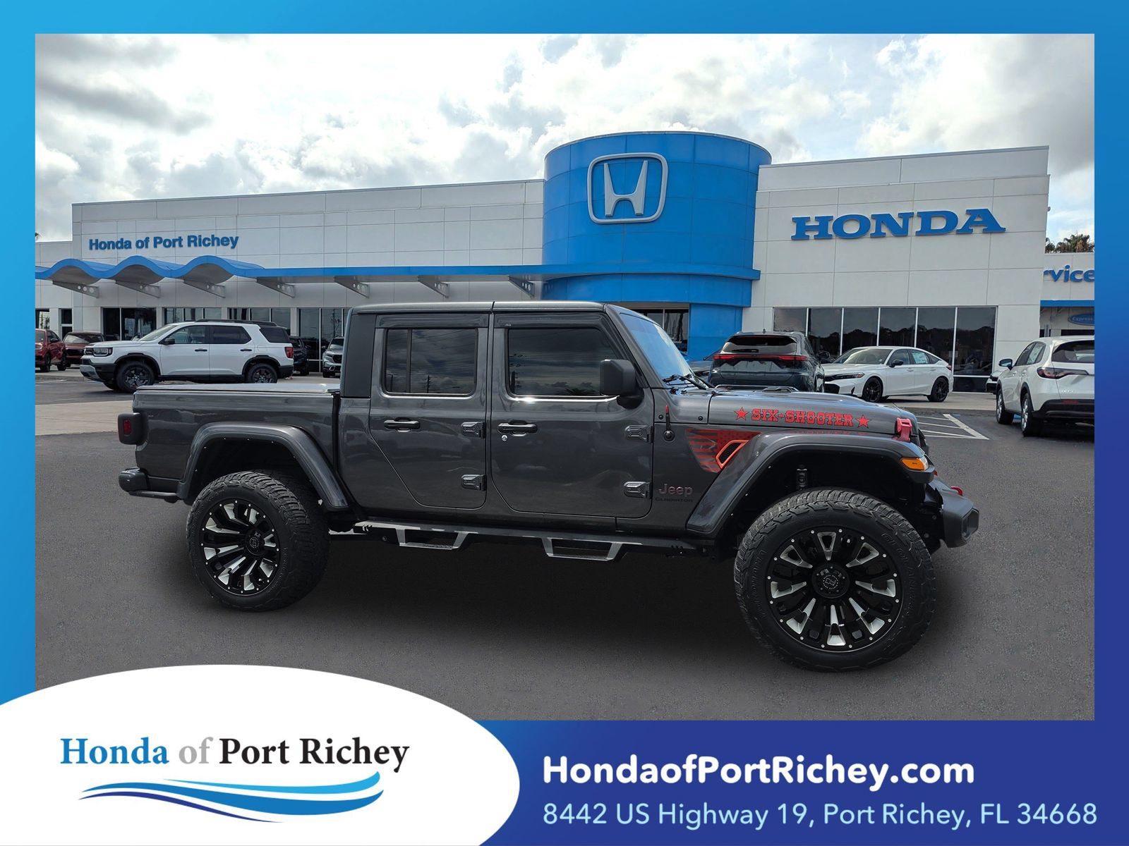 Used 2022 Jeep Gladiator Rubicon w/ Trailer Tow Package AWD/4WD image 1