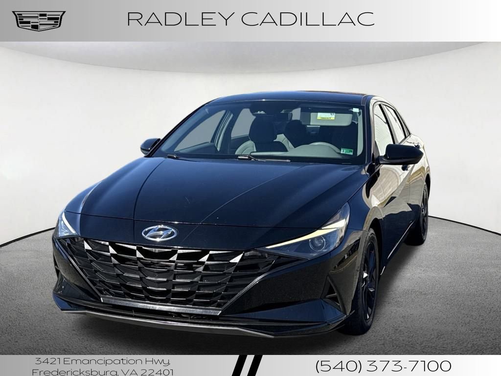 Used 2022 Hyundai Elantra SEL image 1