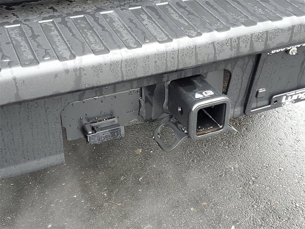 New 2025 Ford Maverick XLT w/ Equipment Group 301A image 31