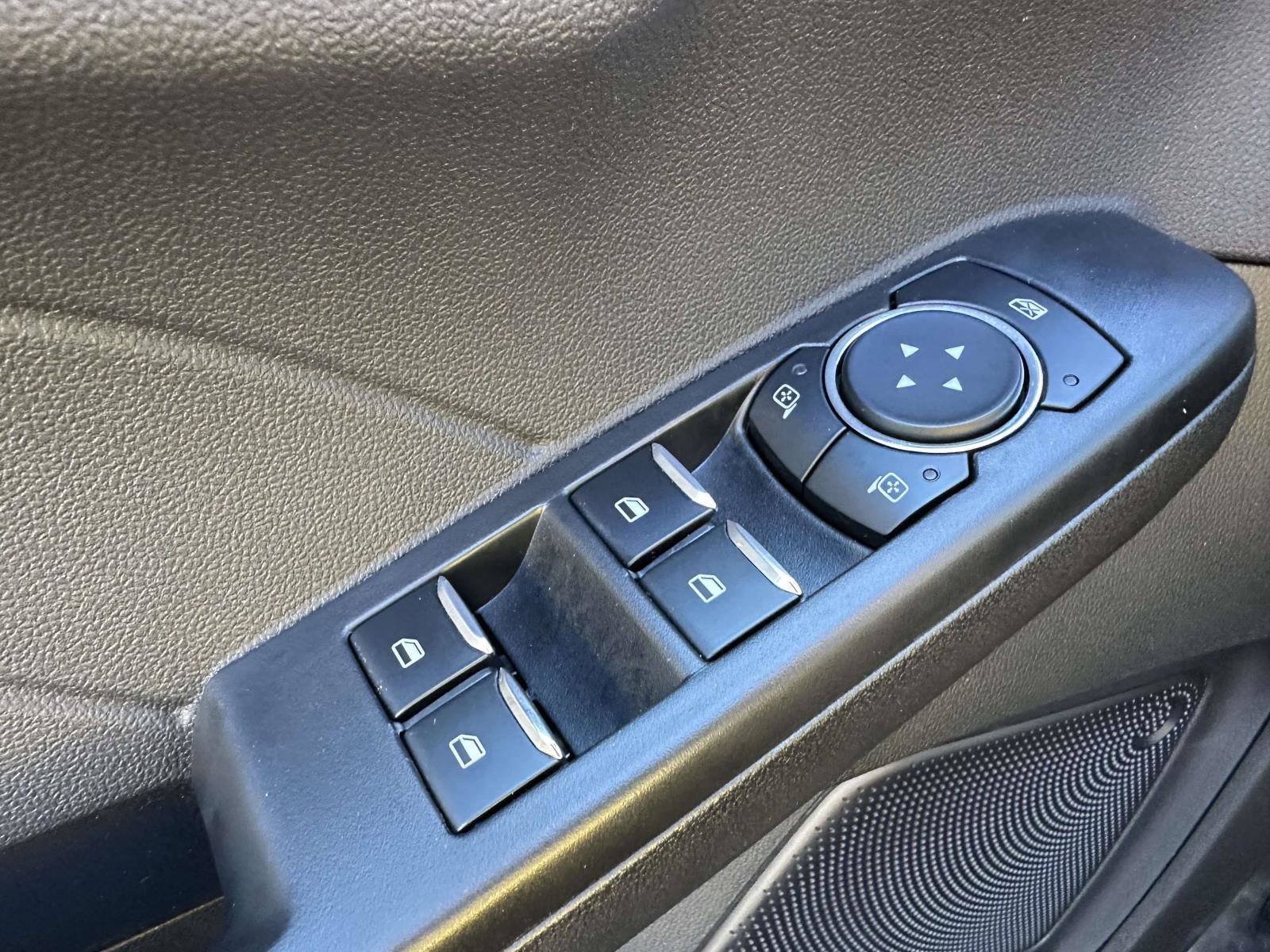 Used 2024 Ford Escape ST-Line image 32