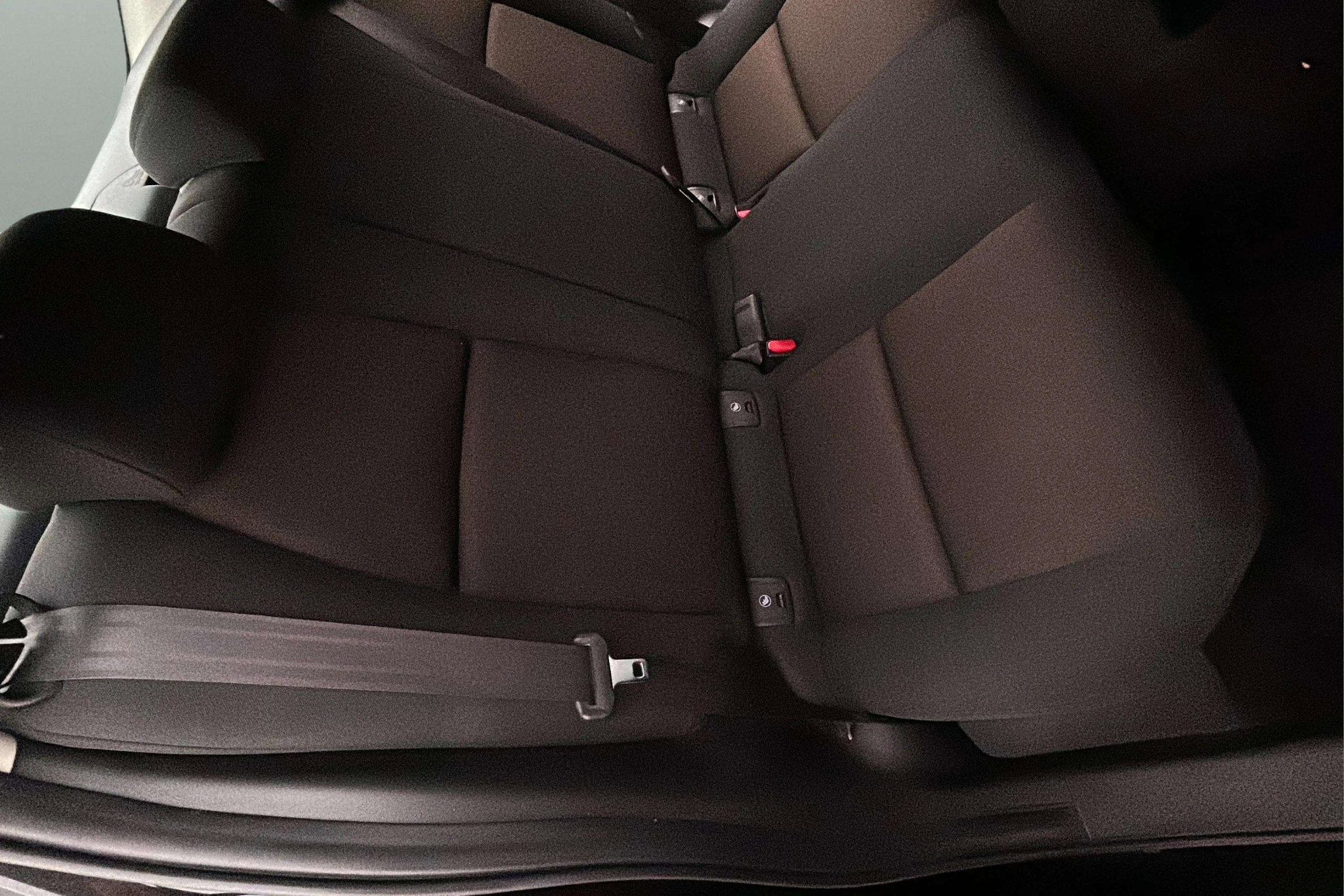 Used 2021 MAZDA MAZDA3 s image 34