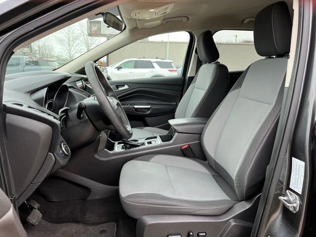 Used 2019 Ford Escape SE image 4