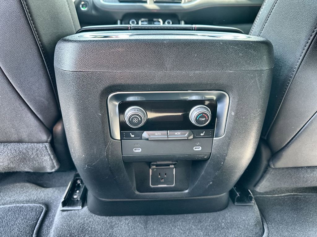 Certified 2023 Chevrolet Suburban RST w/ Luxury Package image 22
