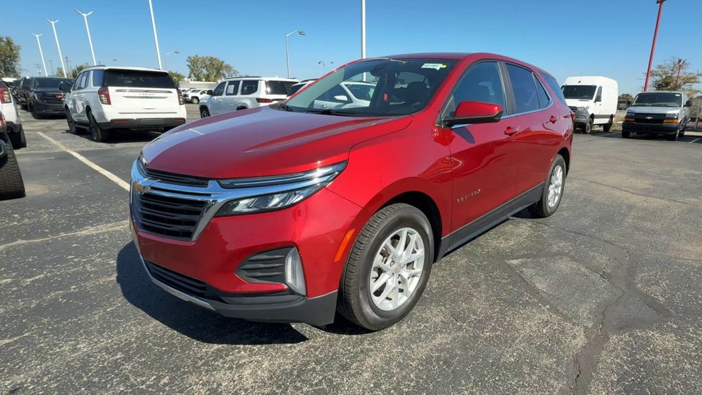 Used 2022 Chevrolet Equinox LT w/ LPO, Cargo Package FWD image 4