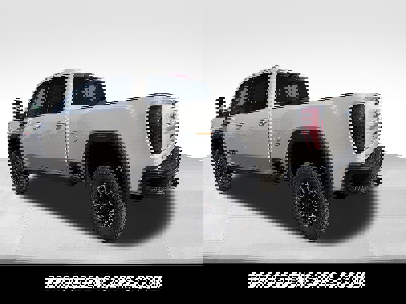 New 2026 GMC Sierra 2500 AT4X w/ LPO, Black Badging Package image 6