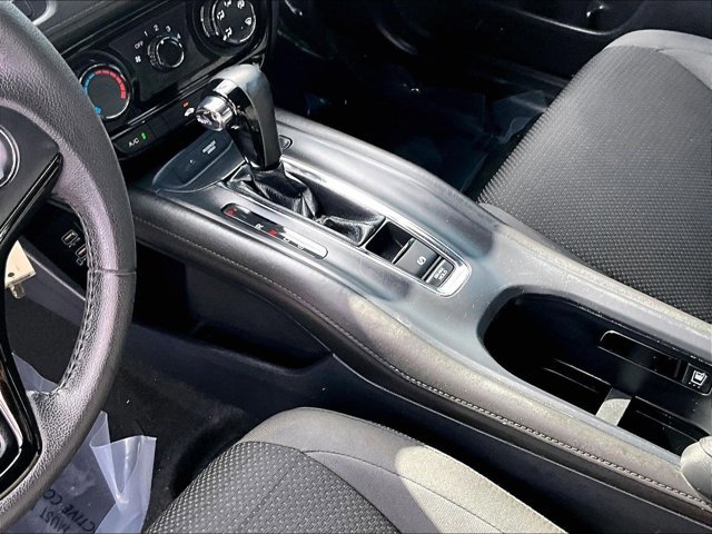 Used 2022 Honda HR-V Sport image 12