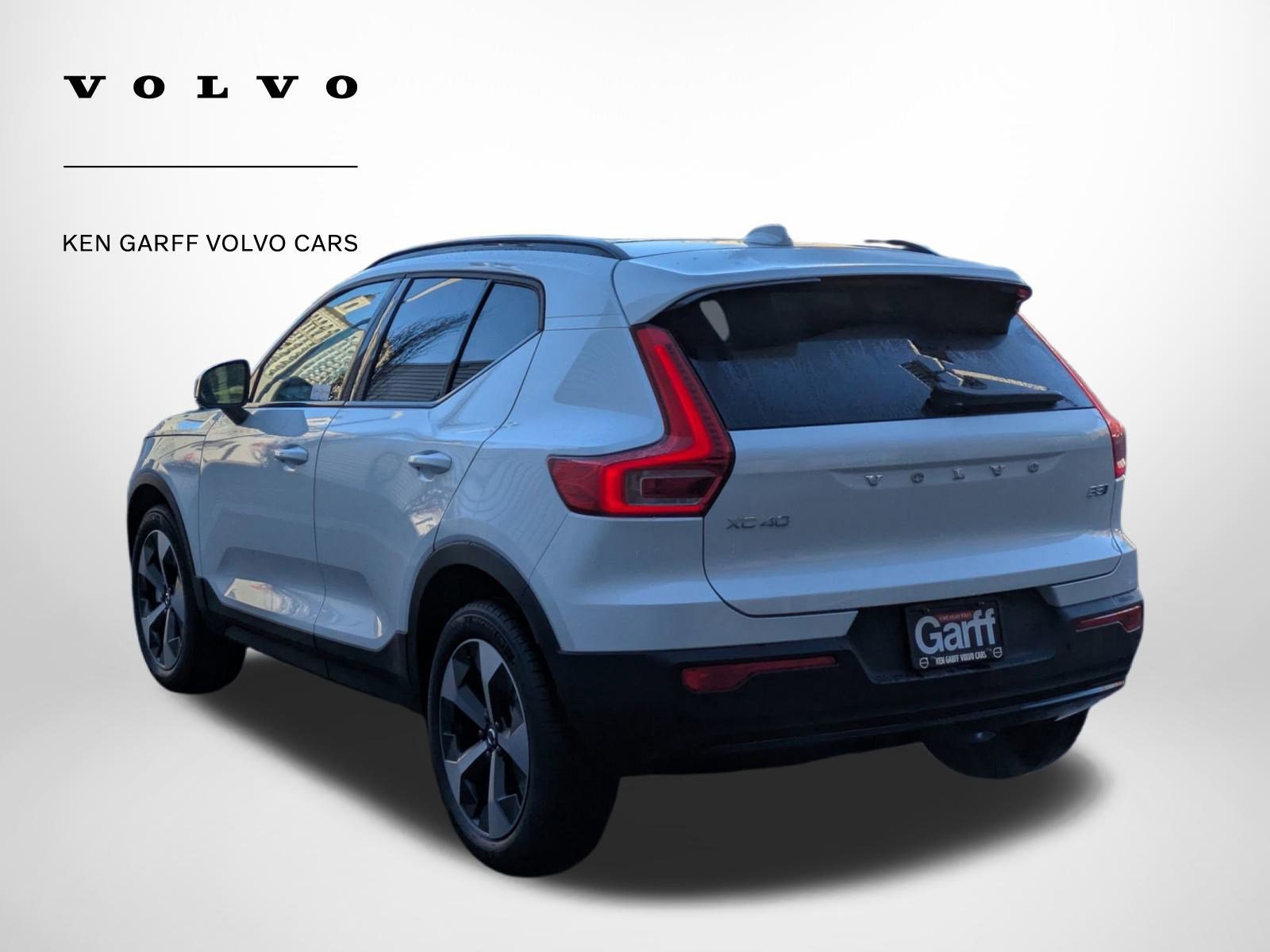 New 2026 Volvo XC40 B5 Plus w/ Climate Package image 5