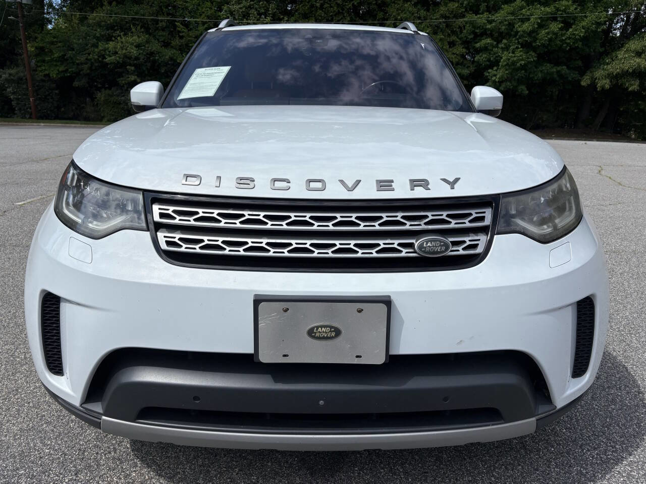Used 2017 Land Rover Discovery HSE AWD/4WD image 5