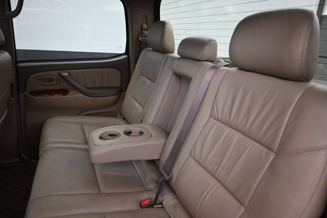 Used 2004 Toyota Tundra Limited w/ Towing Pkg RWD image 18