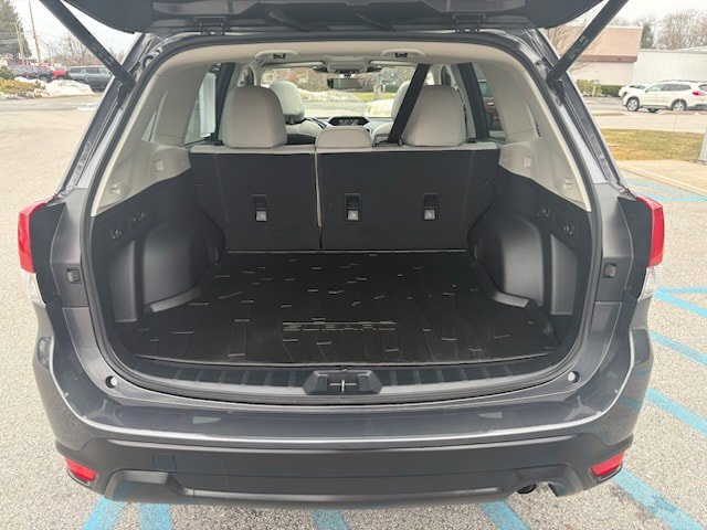 Used 2023 Subaru Forester Premium AWD/4WD image 7