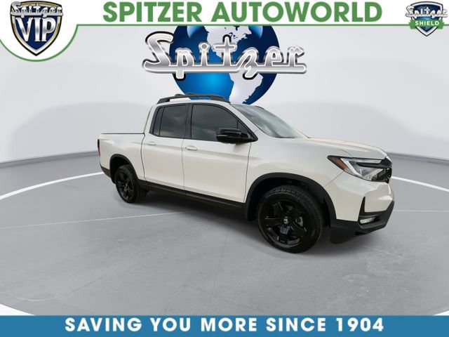 Used 2025 Honda Ridgeline Black Edition image 2