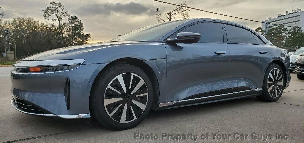 Used 2025 Lucid Air Pure image 1