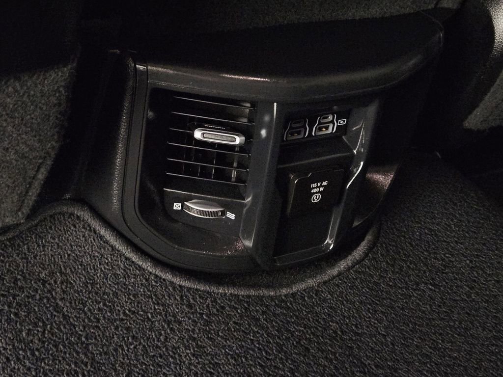 Used 2022 RAM 2500 Laramie w/ Body Color Bumper Group AWD/4WD image 29
