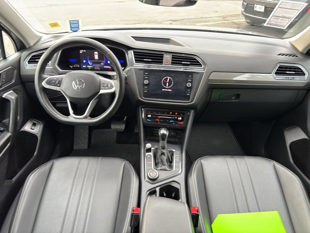 Used 2022 Volkswagen Tiguan SE AWD/4WD image 20