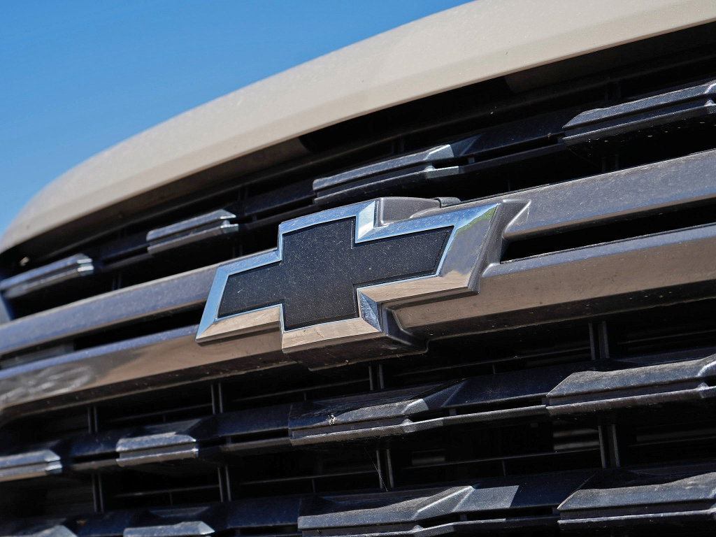 Used 2022 Chevrolet Colorado Z71 AWD/4WD image 3
