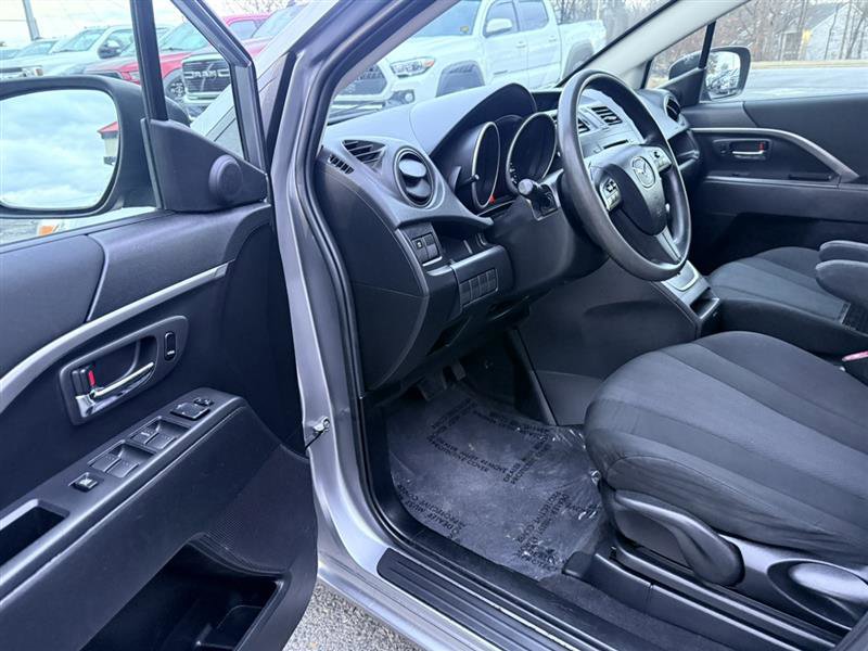 Used 2015 MAZDA MAZDA5 Sport image 21