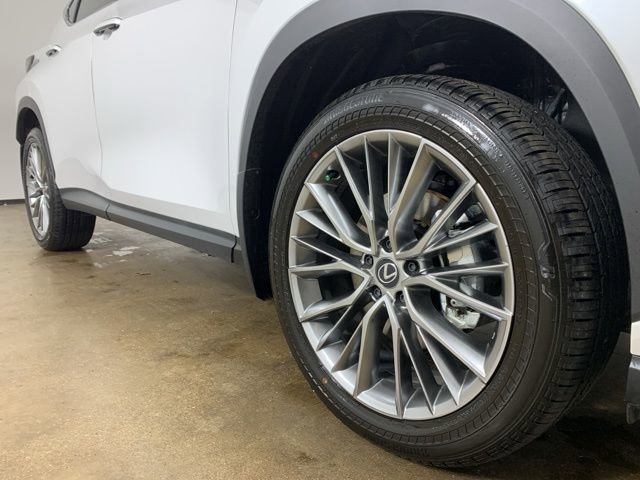 Used 2024 Lexus NX 350h 350h Luxury w/ Vision Package image 6