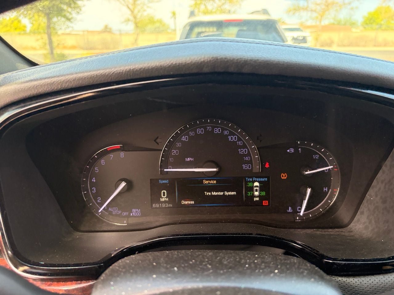 Used 2019 Cadillac XT5 Luxury w/ LPO, Radiant Package FWD image 30