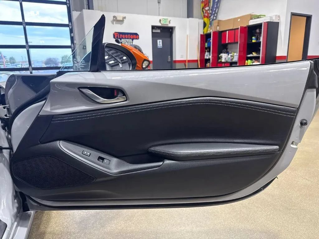 Used 2026 MAZDA MX-5 Miata Club w/ Interior Package RWD image 18