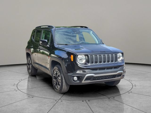 Certified 2023 Jeep Renegade Latitude AWD/4WD image 14