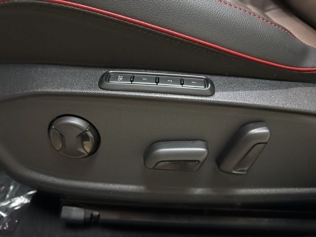 New 2026 Volkswagen GTI SE FWD image 14