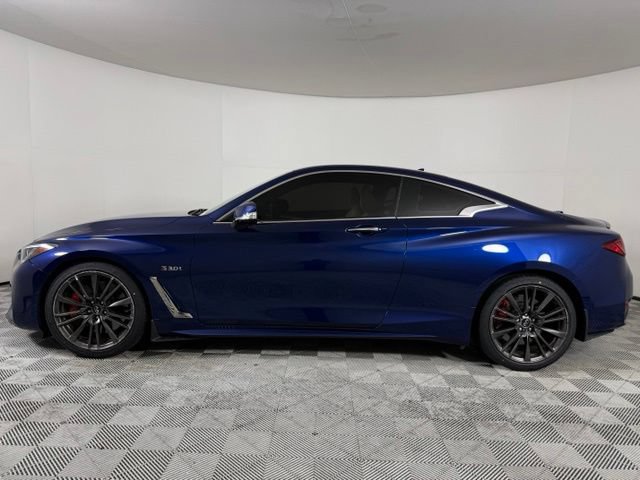 Used 2017 INFINITI Q60 Red Sport 400 RWD image 3