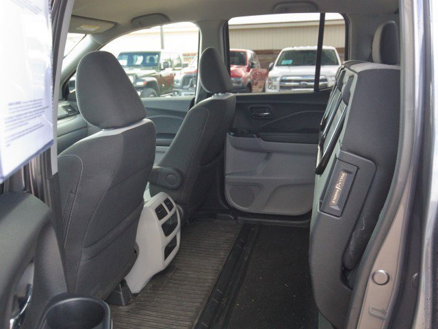 Used 2017 Honda Ridgeline RTS image 25