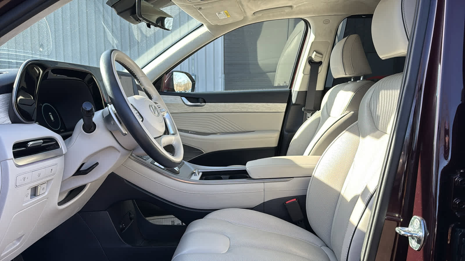 Used 2023 Hyundai Palisade Calligraphy image 12