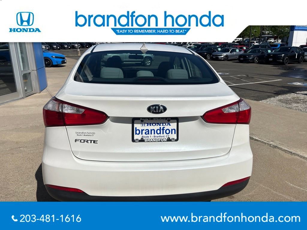 Used 2016 Kia Forte LX w/ LX Popular Package FWD image 4