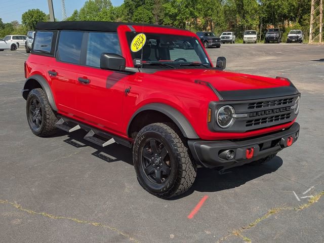 Used 2023 Ford Bronco Black Diamond image 3