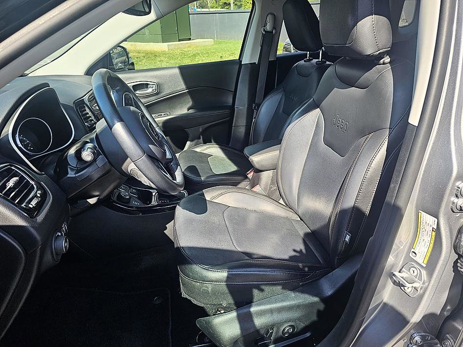 Used 2019 Jeep Compass Limited w/ Advanced Safety Group image 16