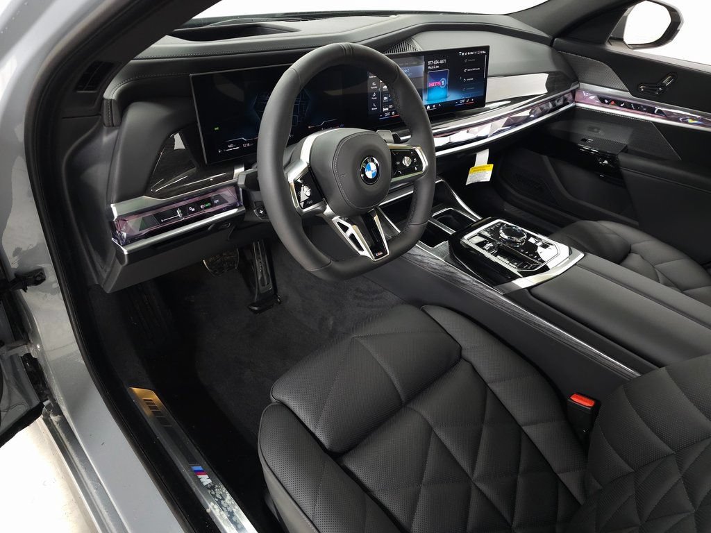 Used 2026 BMW 740i xDrive AWD/4WD image 13